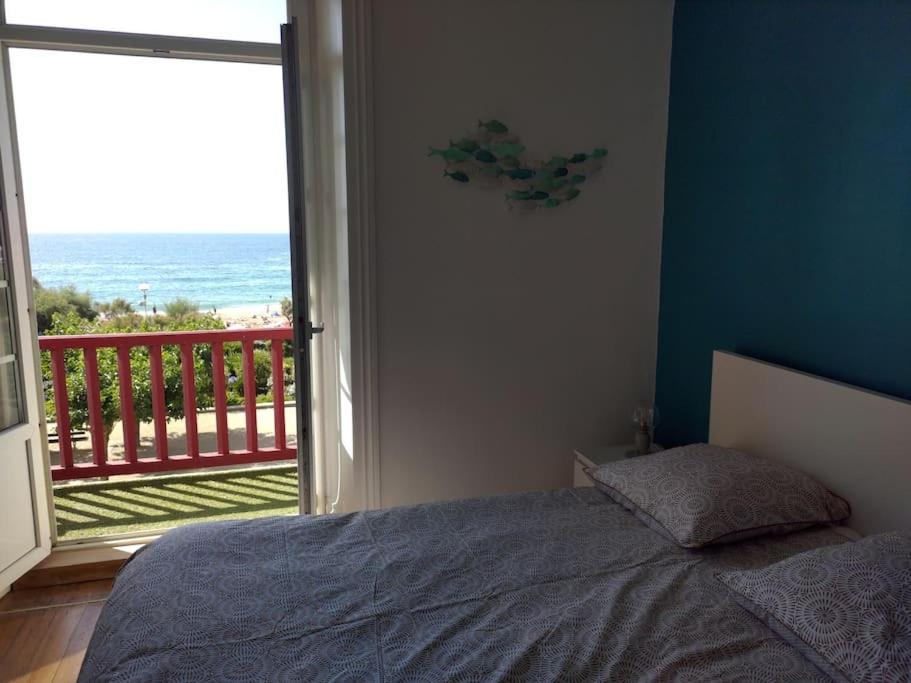 Appartement Le Sahel - Vue Imprenable Sur L'Ocean Биариц Екстериор снимка