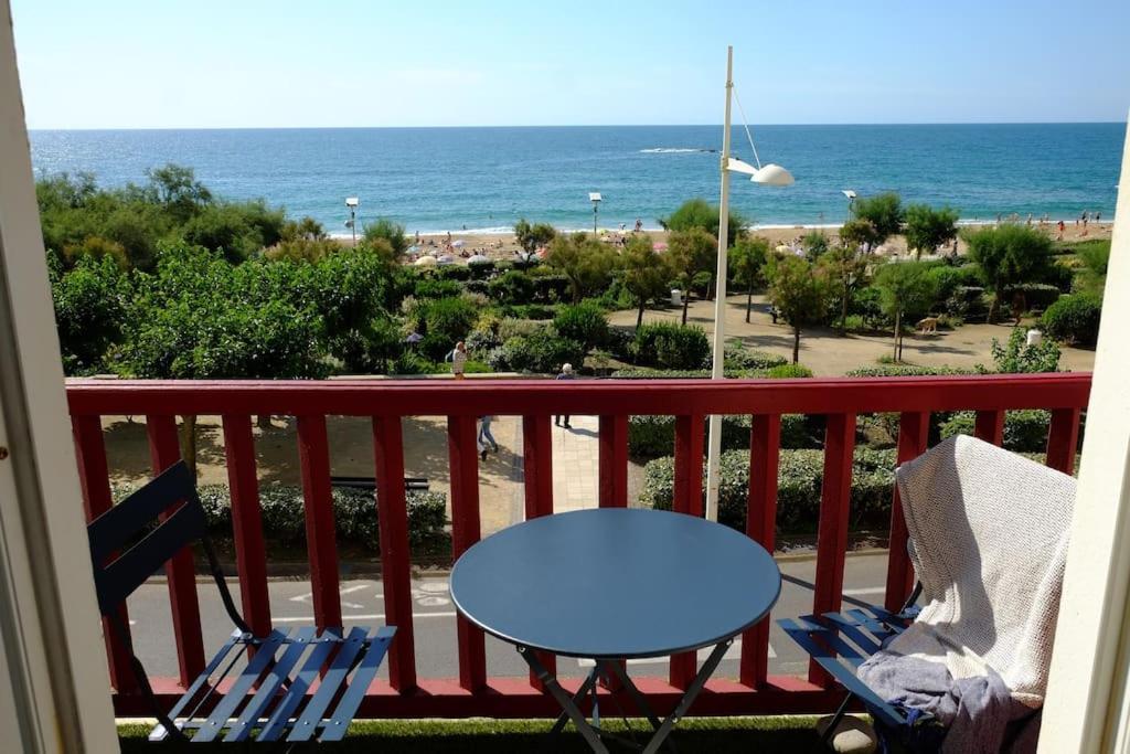 Appartement Le Sahel - Vue Imprenable Sur L'Ocean Биариц Екстериор снимка