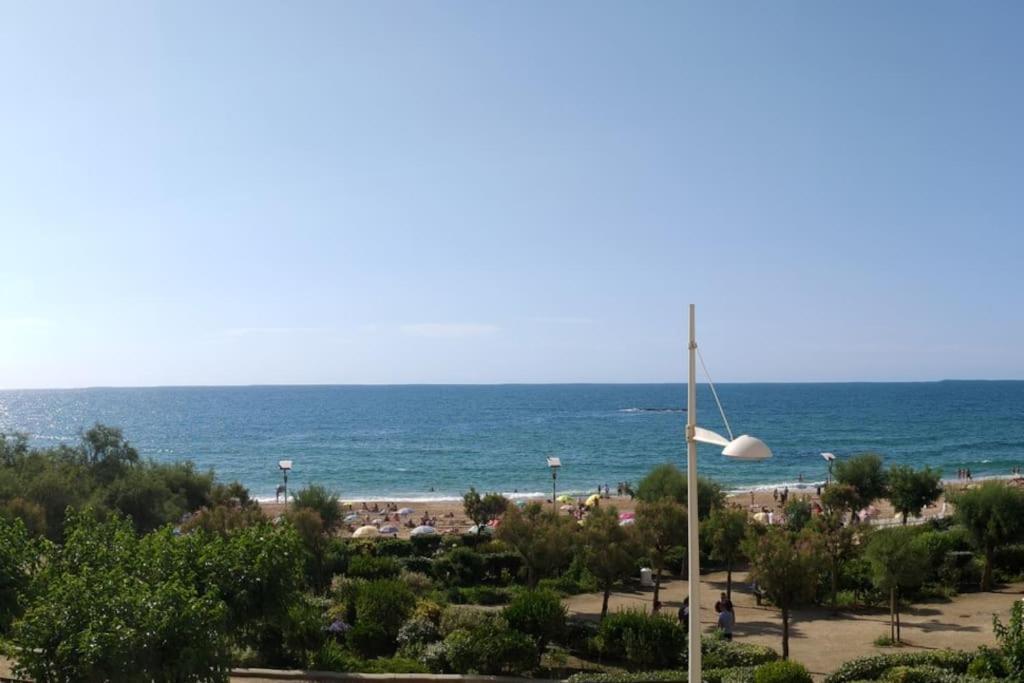 Appartement Le Sahel - Vue Imprenable Sur L'Ocean Биариц Екстериор снимка