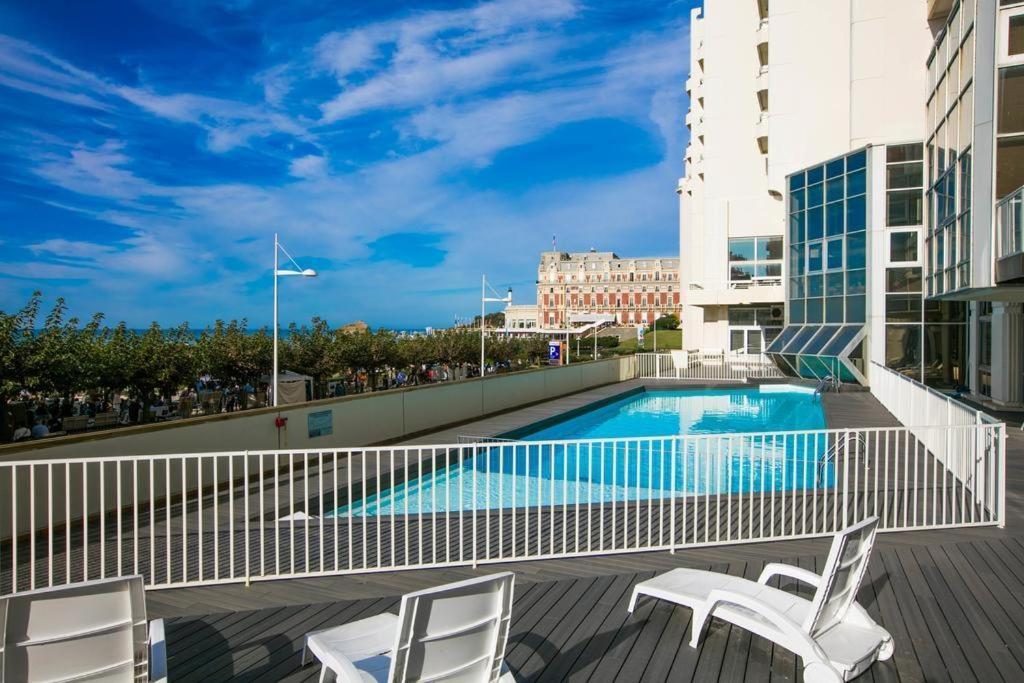 Appartement Le Sahel - Vue Imprenable Sur L'Ocean Биариц Екстериор снимка